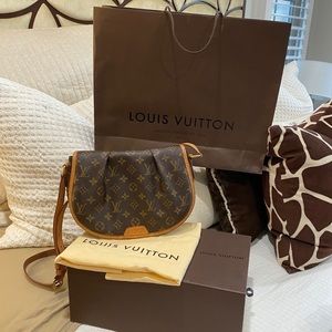 Louis Vuitton Monogram Canvas Menilmontant PM